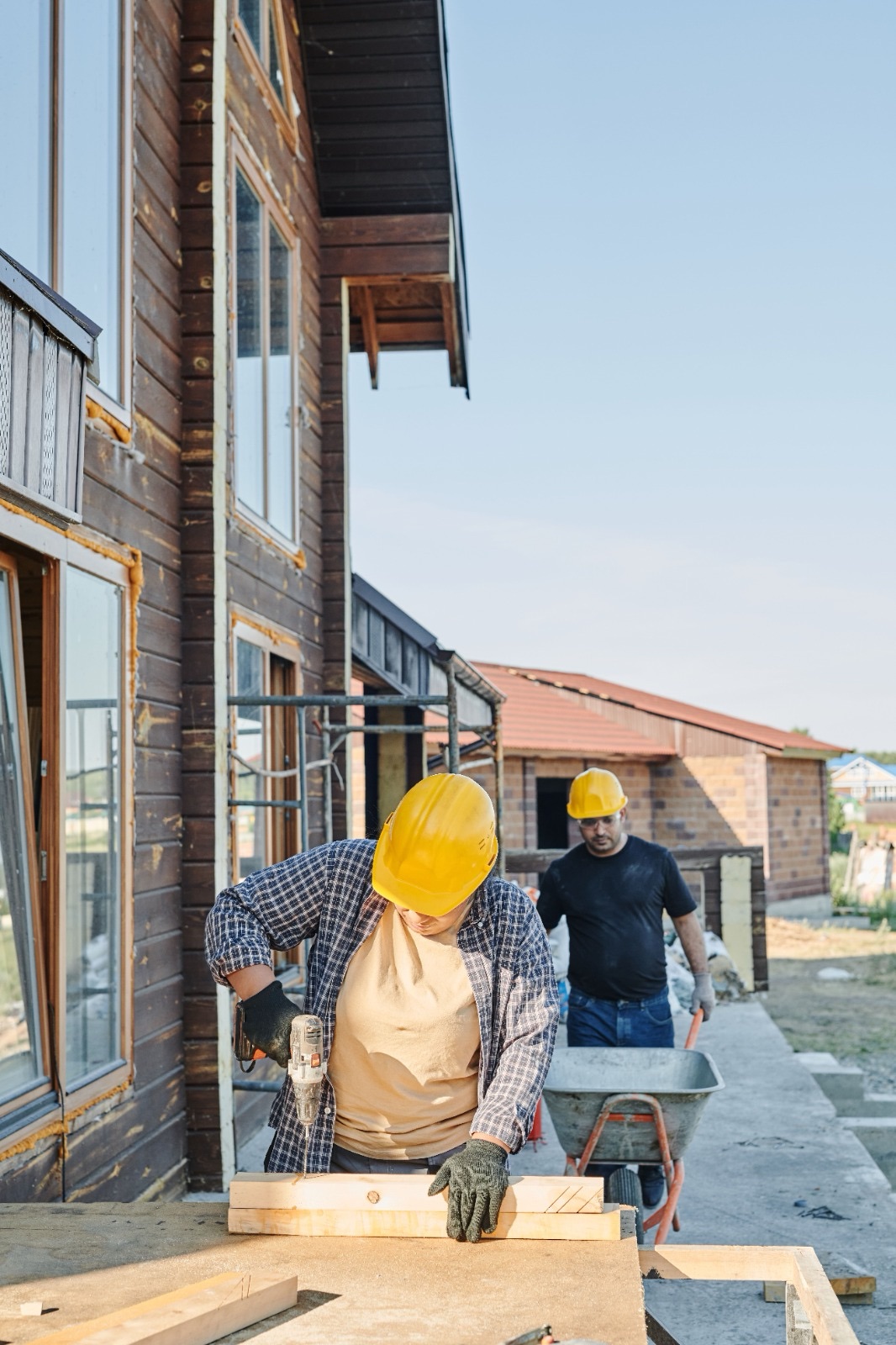 Exterior construction & carpentry